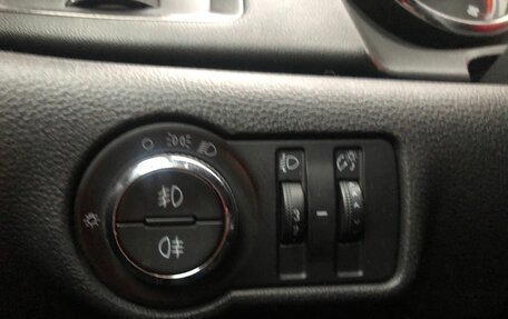 Opel Astra J, 2011 год, 625 000 рублей, 18 фотография