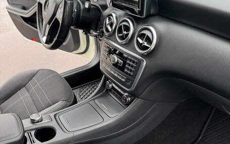 Mercedes-Benz A-Класс, 2015 год, 1 400 000 рублей, 14 фотография