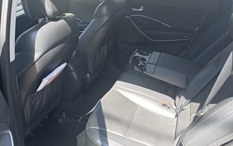 Hyundai Santa Fe III рестайлинг, 2017 год, 2 000 000 рублей, 6 фотография