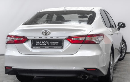 Toyota Camry, 2022 год, 3 700 000 рублей, 5 фотография