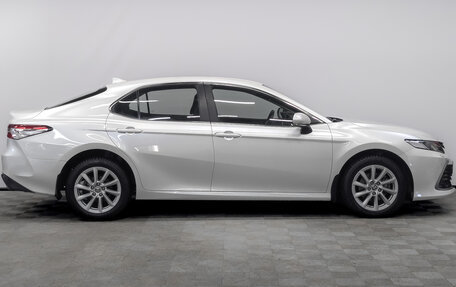 Toyota Camry, 2022 год, 3 700 000 рублей, 4 фотография