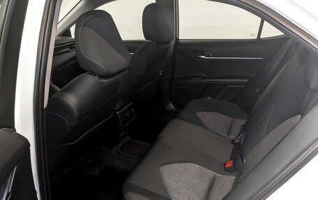 Toyota Camry, 2022 год, 3 700 000 рублей, 12 фотография