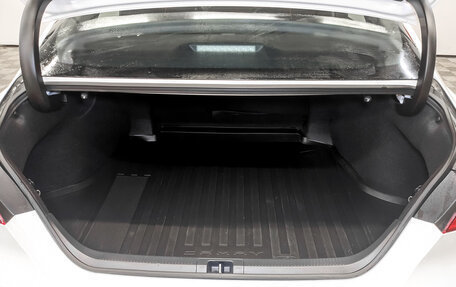 Toyota Camry, 2022 год, 3 700 000 рублей, 10 фотография