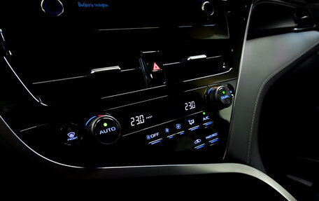 Toyota Camry, 2022 год, 3 700 000 рублей, 26 фотография