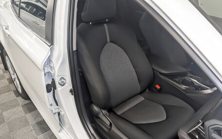 Toyota Camry, 2022 год, 3 700 000 рублей, 22 фотография