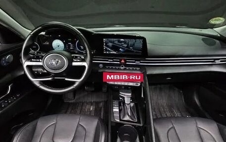 Hyundai Avante, 2022 год, 2 260 000 рублей, 7 фотография