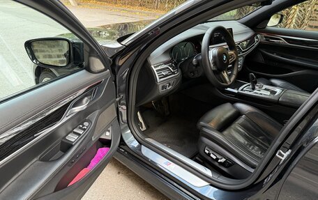 BMW 7 серия, 2018 год, 3 450 000 рублей, 9 фотография