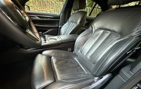 BMW 7 серия, 2018 год, 3 450 000 рублей, 14 фотография