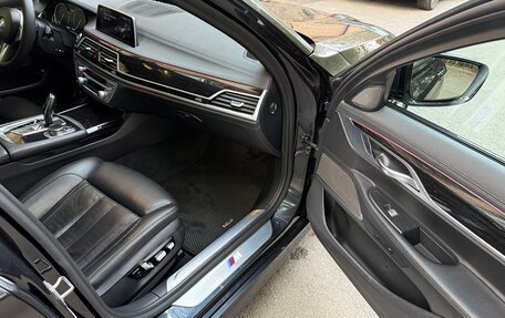 BMW 7 серия, 2018 год, 3 450 000 рублей, 24 фотография