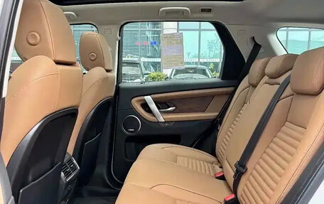 Land Rover Discovery Sport I рестайлинг, 2025 год, 6 329 000 рублей, 13 фотография