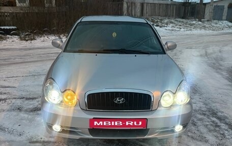 Hyundai Sonata IV рестайлинг, 2005 год, 195 000 рублей, 2 фотография