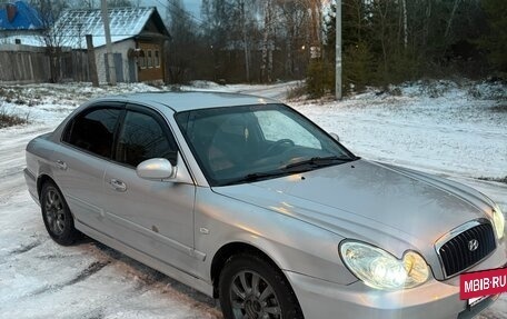 Hyundai Sonata IV рестайлинг, 2005 год, 195 000 рублей, 3 фотография