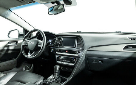 Hyundai Sonata VII, 2019 год, 1 549 700 рублей, 9 фотография