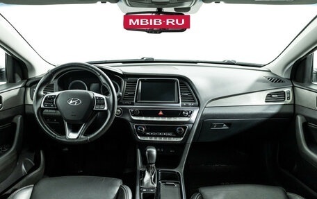 Hyundai Sonata VII, 2019 год, 1 549 700 рублей, 13 фотография