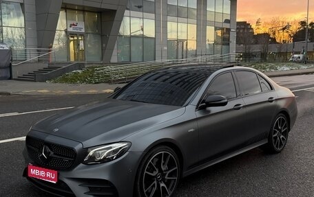 Mercedes-Benz E-Класс AMG, 2018 год, 5 900 000 рублей, 1 фотография