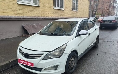 Hyundai Solaris II рестайлинг, 2015 год, 410 000 рублей, 1 фотография