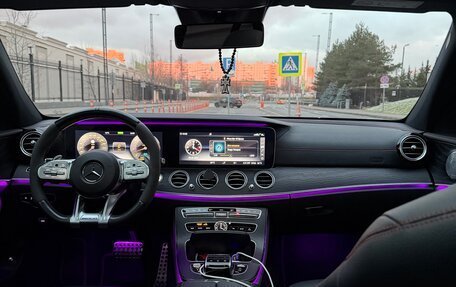 Mercedes-Benz E-Класс AMG, 2018 год, 5 900 000 рублей, 12 фотография