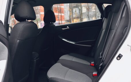 Hyundai Solaris II рестайлинг, 2013 год, 790 000 рублей, 22 фотография