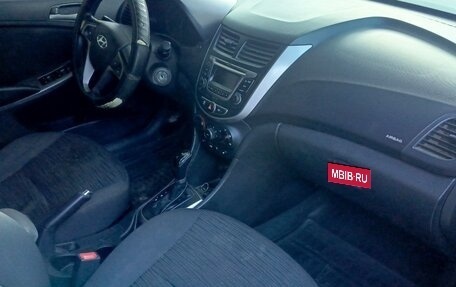 Hyundai Solaris II рестайлинг, 2015 год, 400 000 рублей, 11 фотография