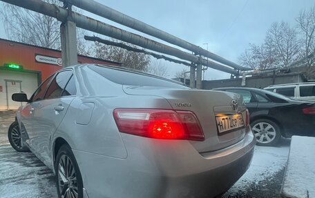 Toyota Camry, 2007 год, 1 400 000 рублей, 9 фотография