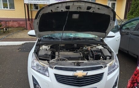 Chevrolet Cruze II, 2013 год, 730 000 рублей, 3 фотография