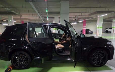 BMW X5 M, 2025 год, 23 600 000 рублей, 3 фотография