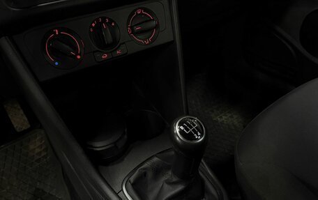 Volkswagen Polo VI (EU Market), 2011 год, 649 777 рублей, 10 фотография