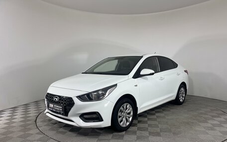 Hyundai Solaris II рестайлинг, 2018 год, 1 290 000 рублей, 1 фотография