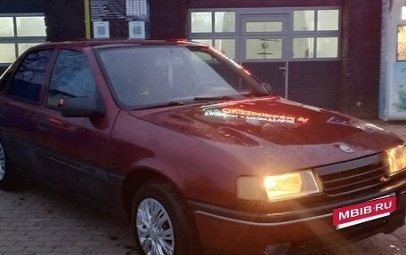 Opel Vectra A, 1989 год, 95 000 рублей, 2 фотография