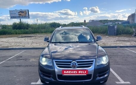 Volkswagen Touareg III, 2008 год, 1 270 000 рублей, 2 фотография