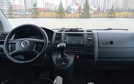 Volkswagen Caravelle T5, 2007 год, 1 400 000 рублей, 25 фотография