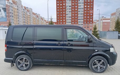 Volkswagen Caravelle T5, 2007 год, 1 400 000 рублей, 23 фотография