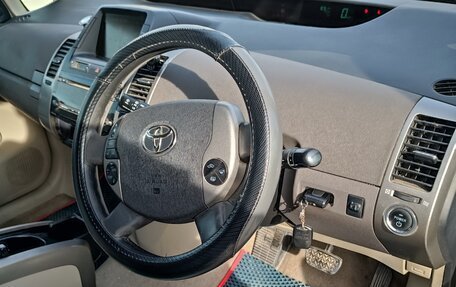 Toyota Prius, 2007 год, 720 000 рублей, 5 фотография