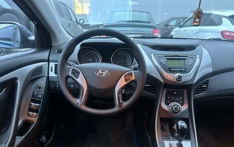Hyundai Elantra V, 2013 год, 947 000 рублей, 6 фотография