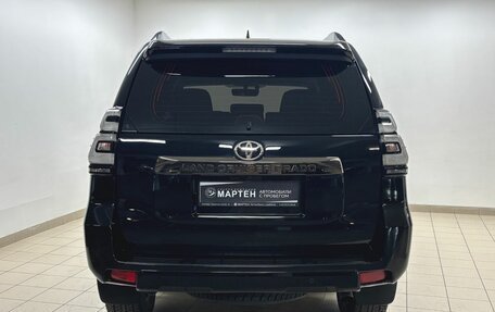 Toyota Land Cruiser Prado 150 рестайлинг 2, 2021 год, 5 570 000 рублей, 5 фотография