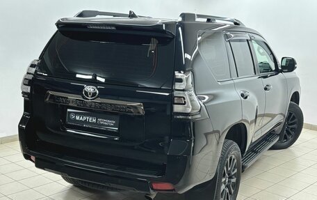 Toyota Land Cruiser Prado 150 рестайлинг 2, 2021 год, 5 570 000 рублей, 9 фотография