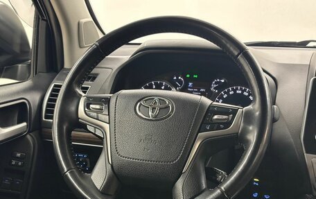 Toyota Land Cruiser Prado 150 рестайлинг 2, 2021 год, 5 570 000 рублей, 18 фотография