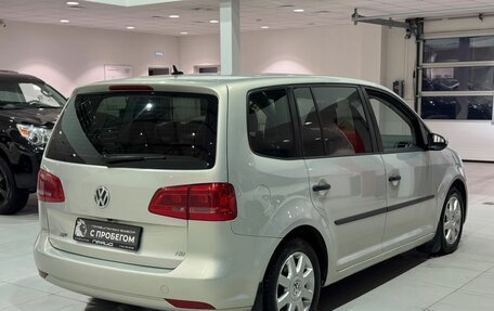 Volkswagen Touran III, 2010 год, 649 900 рублей, 5 фотография