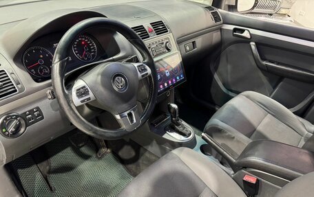 Volkswagen Touran III, 2010 год, 649 900 рублей, 8 фотография