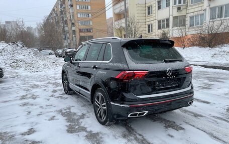 Volkswagen Tiguan II, 2021 год, 4 500 000 рублей, 4 фотография