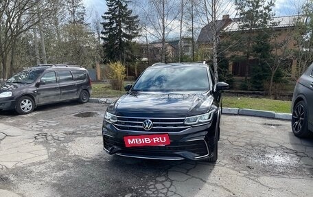 Volkswagen Tiguan II, 2021 год, 4 500 000 рублей, 5 фотография