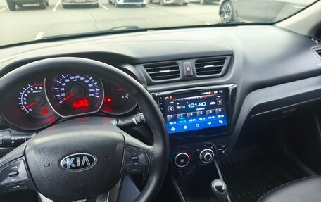 KIA Rio III рестайлинг, 2014 год, 900 000 рублей, 14 фотография