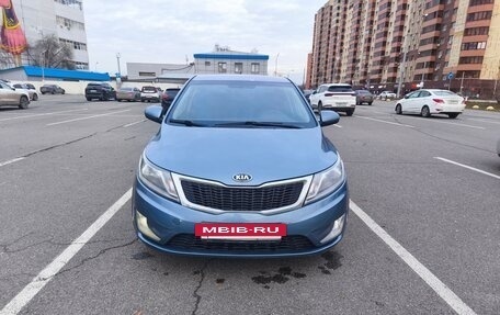 KIA Rio III рестайлинг, 2014 год, 900 000 рублей, 3 фотография
