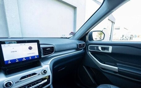 Ford Explorer VI, 2022 год, 6 400 000 рублей, 16 фотография