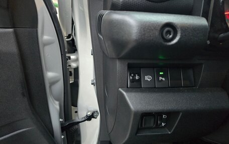 Suzuki Jimny, 2024 год, 4 150 000 рублей, 6 фотография