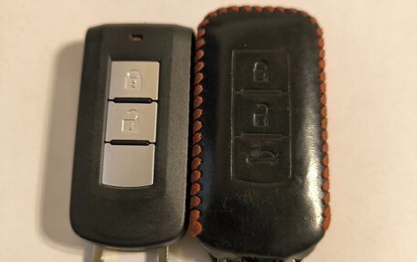 Mitsubishi Outlander III рестайлинг 3, 2019 год, 1 950 000 рублей, 9 фотография