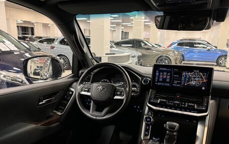 Toyota Land Cruiser, 2022 год, 11 700 000 рублей, 21 фотография