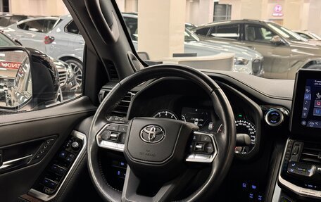 Toyota Land Cruiser, 2022 год, 11 700 000 рублей, 25 фотография