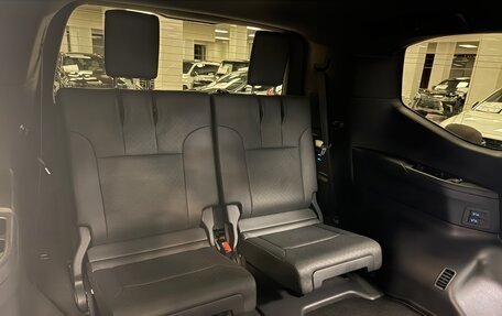 Toyota Land Cruiser, 2022 год, 11 700 000 рублей, 26 фотография