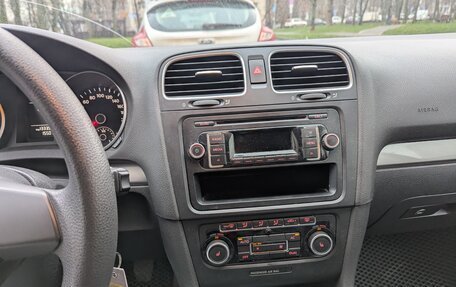 Volkswagen Golf VI, 2011 год, 850 000 рублей, 11 фотография